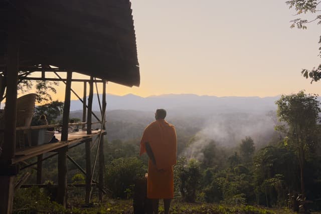 Sunset at the monastery in Pa Pae (2025)